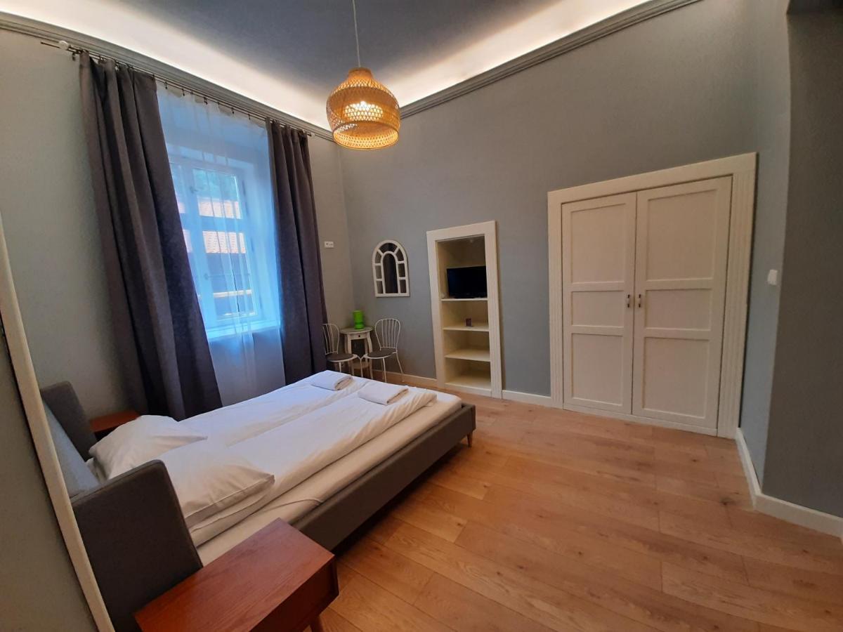 Florianska Gate Luxury Apartments Krakow Bagian luar foto