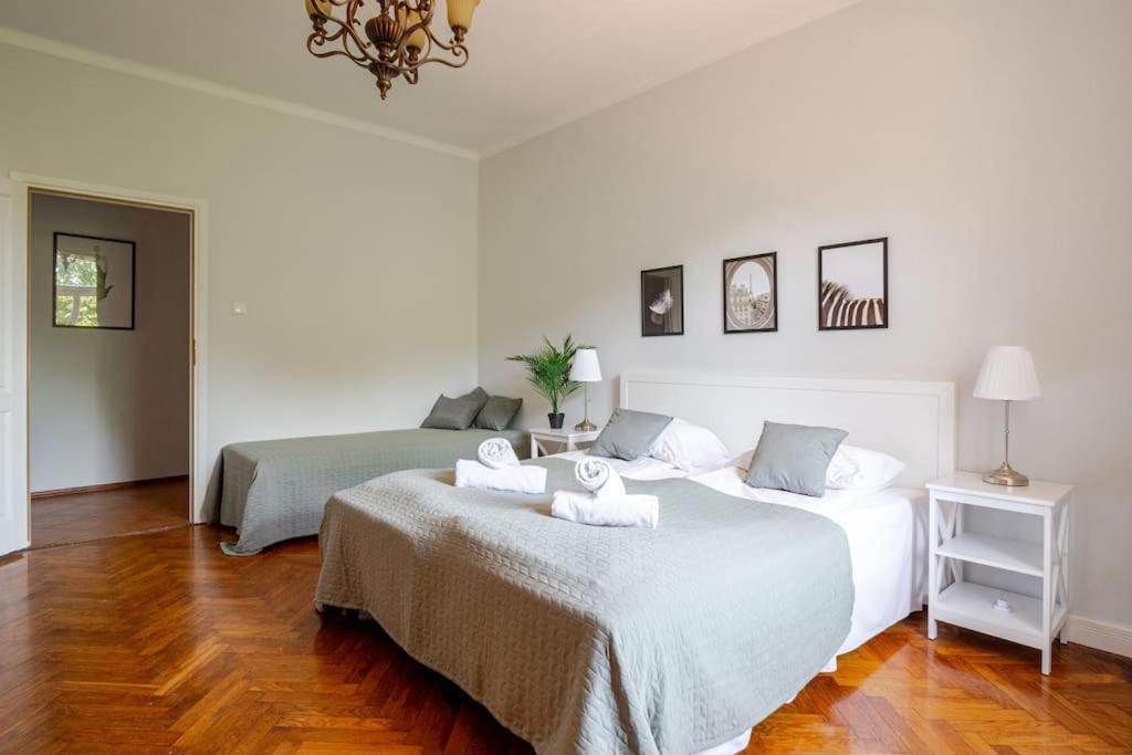 Florianska Gate Luxury Apartments Krakow Bagian luar foto