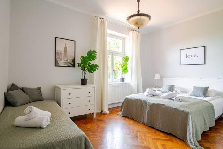 Florianska Gate Luxury Apartments Krakow Bagian luar foto